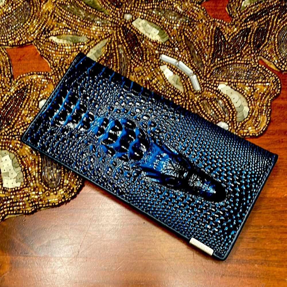 ✨ UNIQUE ✨ Alligator wallet (blue/black)